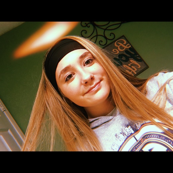 Meet your Posher, Payton - Picture 1 of 1